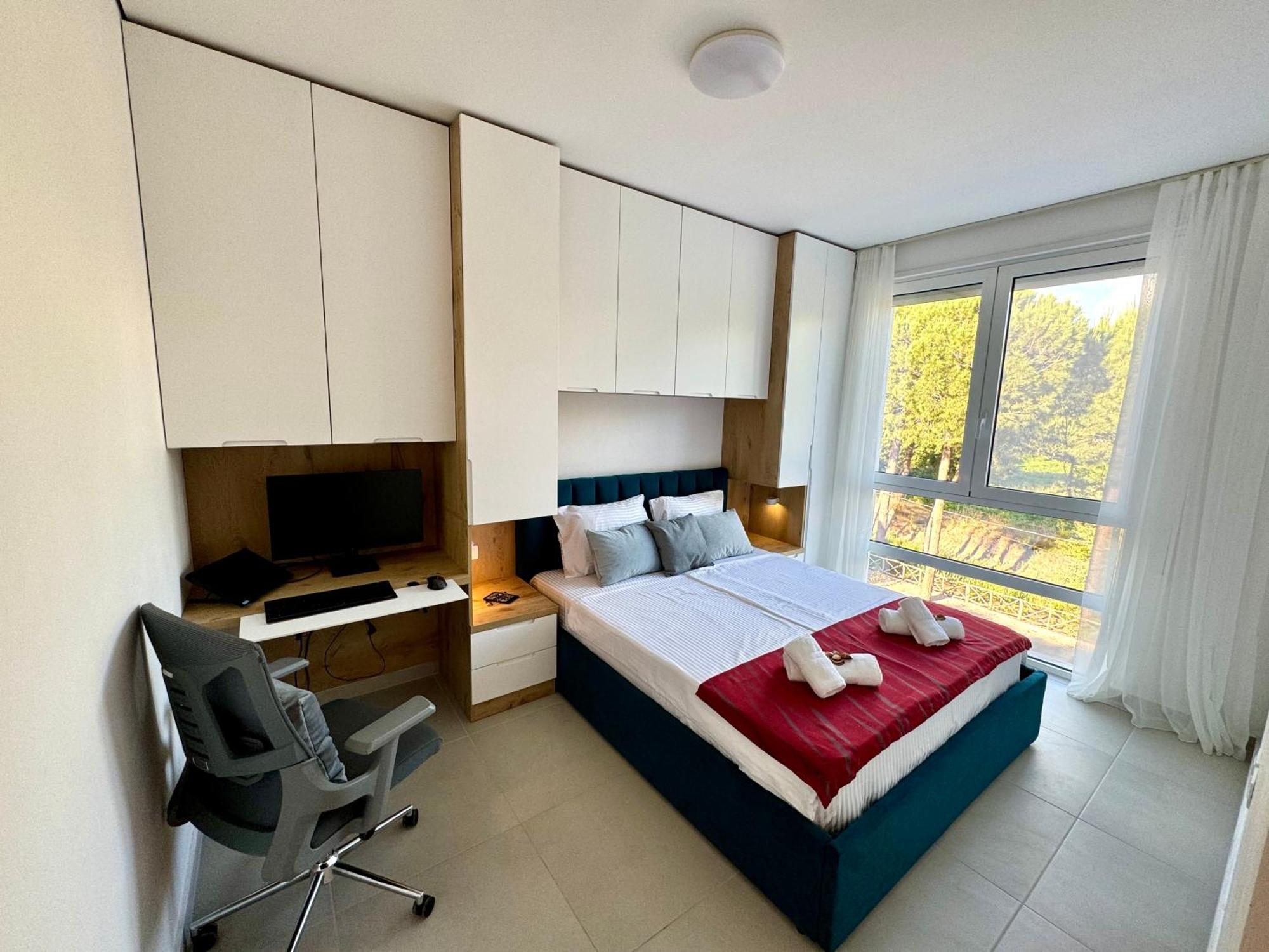 M&E Premium Apartments - San Pietro Durrës Exteriör bild