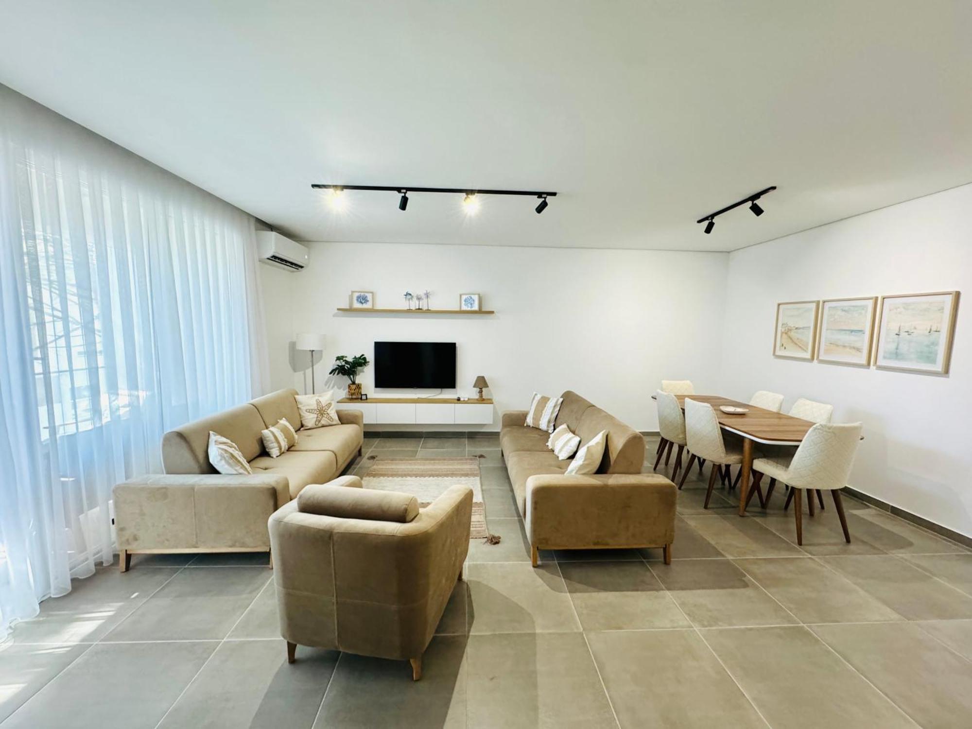 M&E Premium Apartments - San Pietro Durrës Exteriör bild